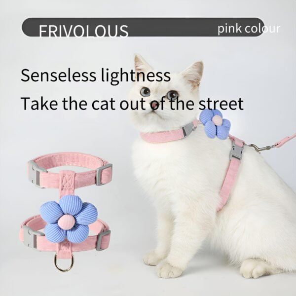 Cat cartoon traction rope out of the street to slip the cat artifact out of the I-shaped flower pet traction rope space blue sunflower girl pink sunflower space blue sunflower 1.8m traction rope S code.   [recommended 2.2 lb -6.6 lb] m [recommended 6.6 klb-15.4 lb]